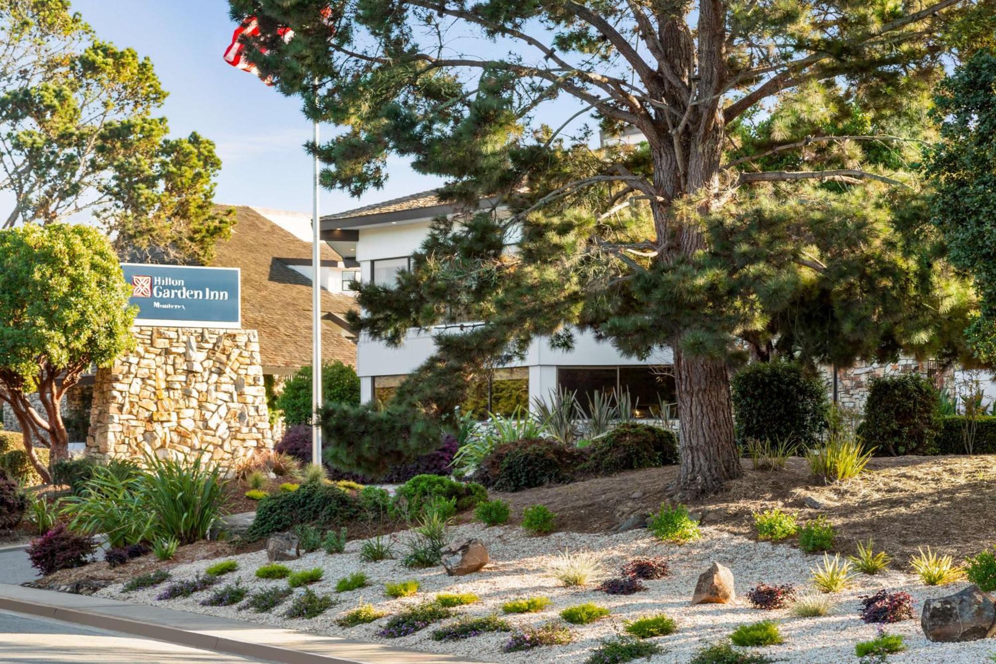 Hilton Garden Inn Monterey Exteriör bild